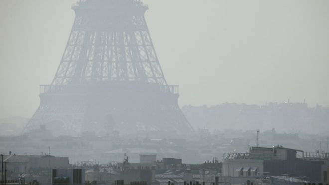 Parisians have faced a series of high pollution episodes in recent years.jpg