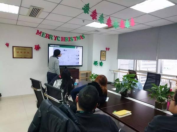 1802241519444850360936.jpg River dredging training.jpg