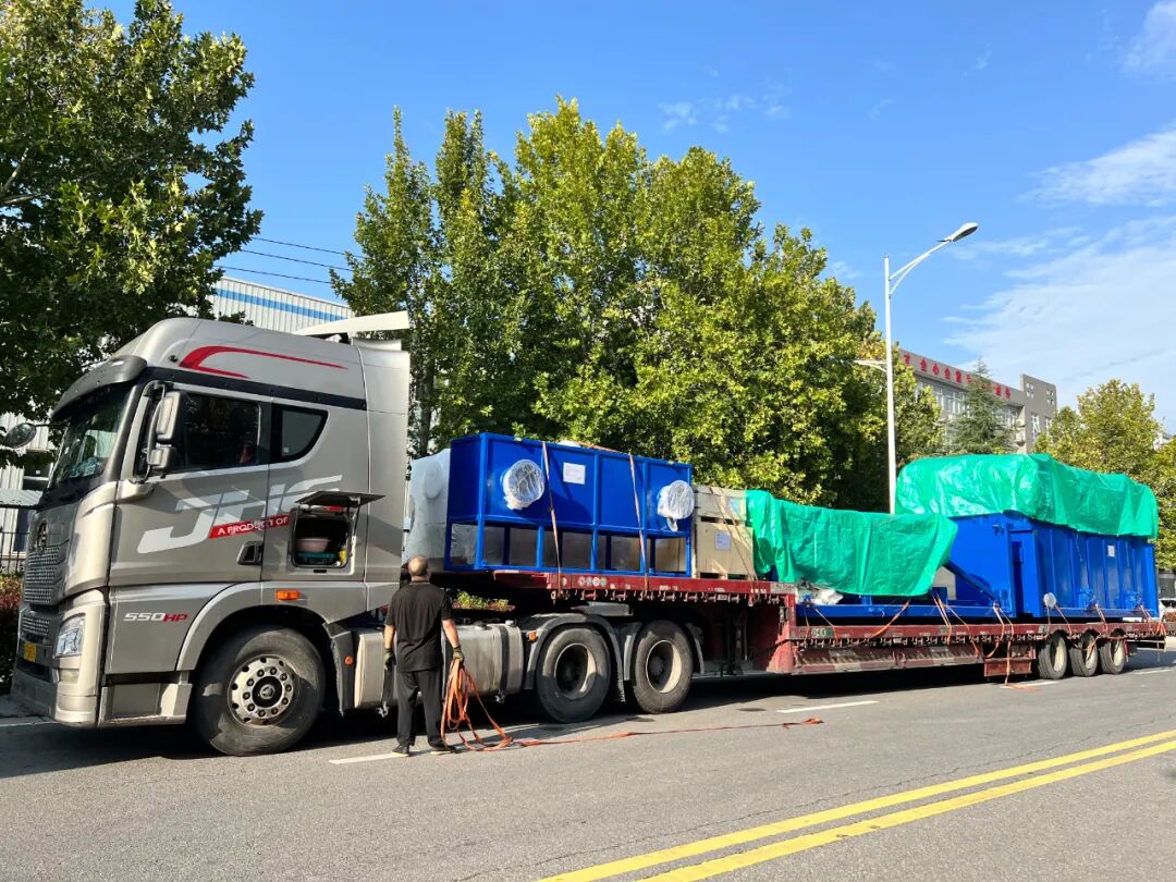 2509251758764945254844.jpg 04.jpg